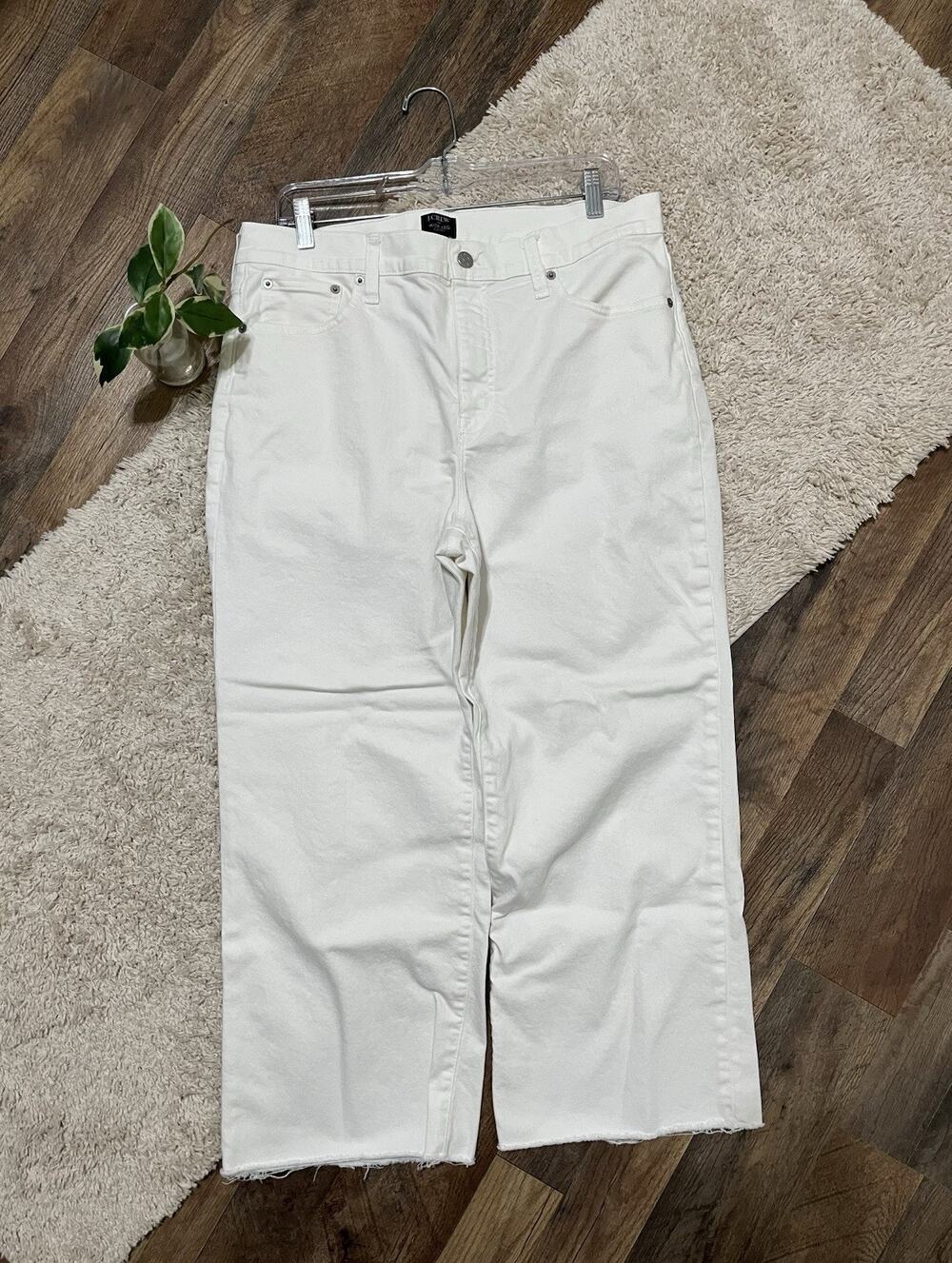 J.Crew Size 32 White Raw Hem High-Rise Cropped Wide Leg Jeans